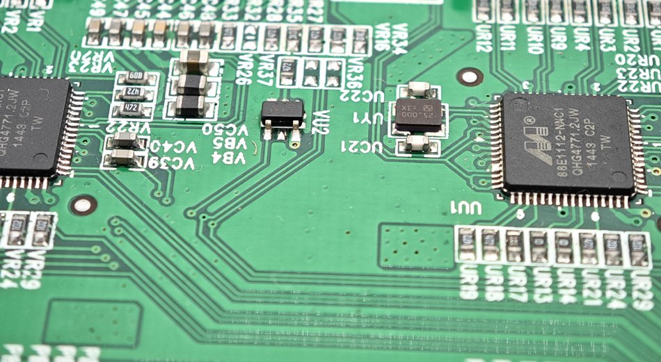 சிறந்த சேவையின் மூலம் பிசிபிஏ தொழிற்சாலைகள் எப்படி வாடிக்கையாளர் நம்பிக்கையை வெல்ல முடியும்?