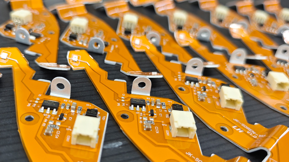 உள்ளூர் PCBA தொழிற்சாலையைத் தேர்ந்தெடுப்பது ஏன் ஒத்துழைப்புத் திறனை மேம்படுத்துகிறது?