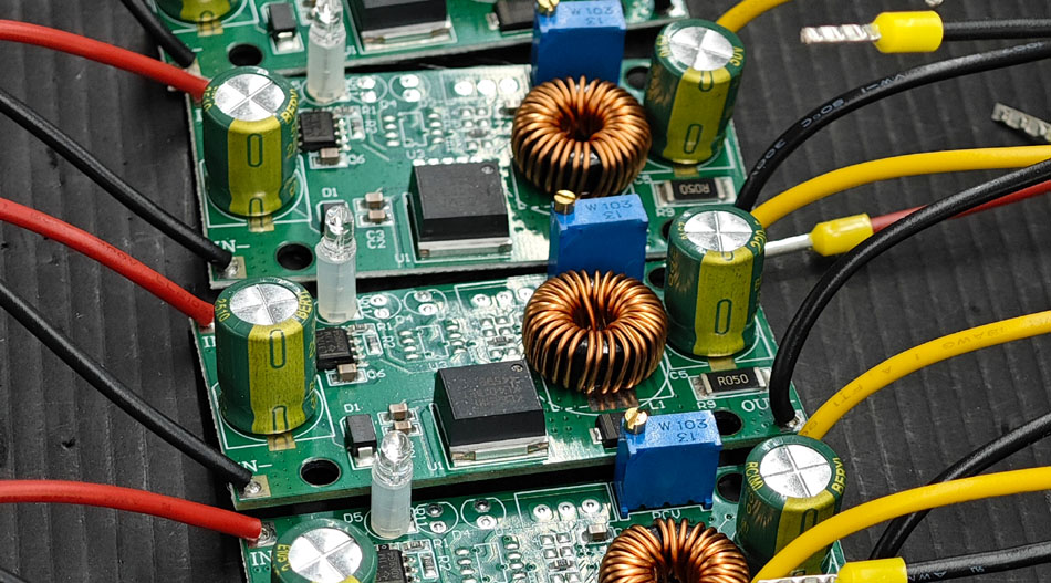 PCBA தொழிற்சாலை செலவு கட்டமைப்பு பகுப்பாய்வு: செலவு குறைந்த சப்ளையரைத் தேர்ந்தெடுப்பது எப்படி?